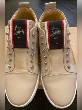 Like New Christian Louboutin Men’s Beige Leather Spike-Trim Slip-On Sneake  Sz41